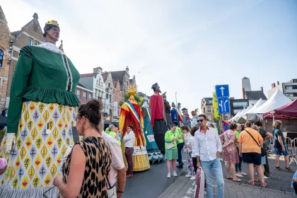 Bigger view of Reuzenstoet tijdens Batjes Roeselare